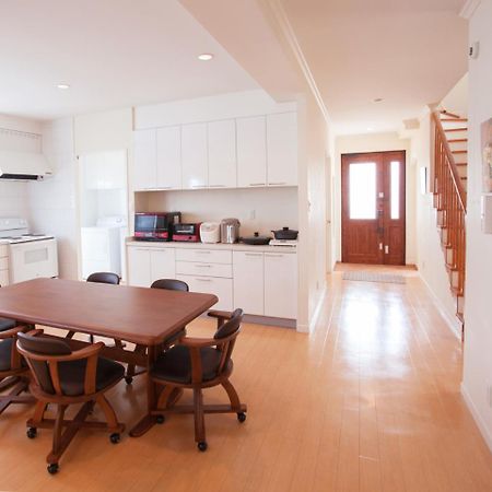 Kariyushi Condominium Resort Residential Del Sol Okinawa Урума Екстер'єр фото