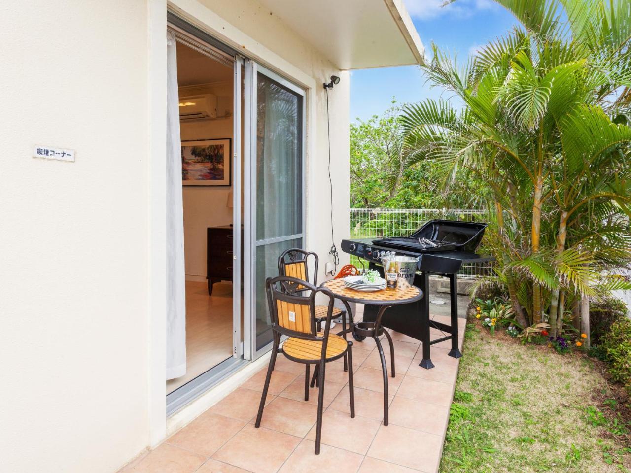 Kariyushi Condominium Resort Residential Del Sol Okinawa Урума Екстер'єр фото