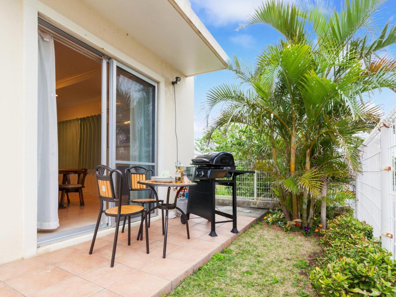 Kariyushi Condominium Resort Residential Del Sol Okinawa Урума Екстер'єр фото